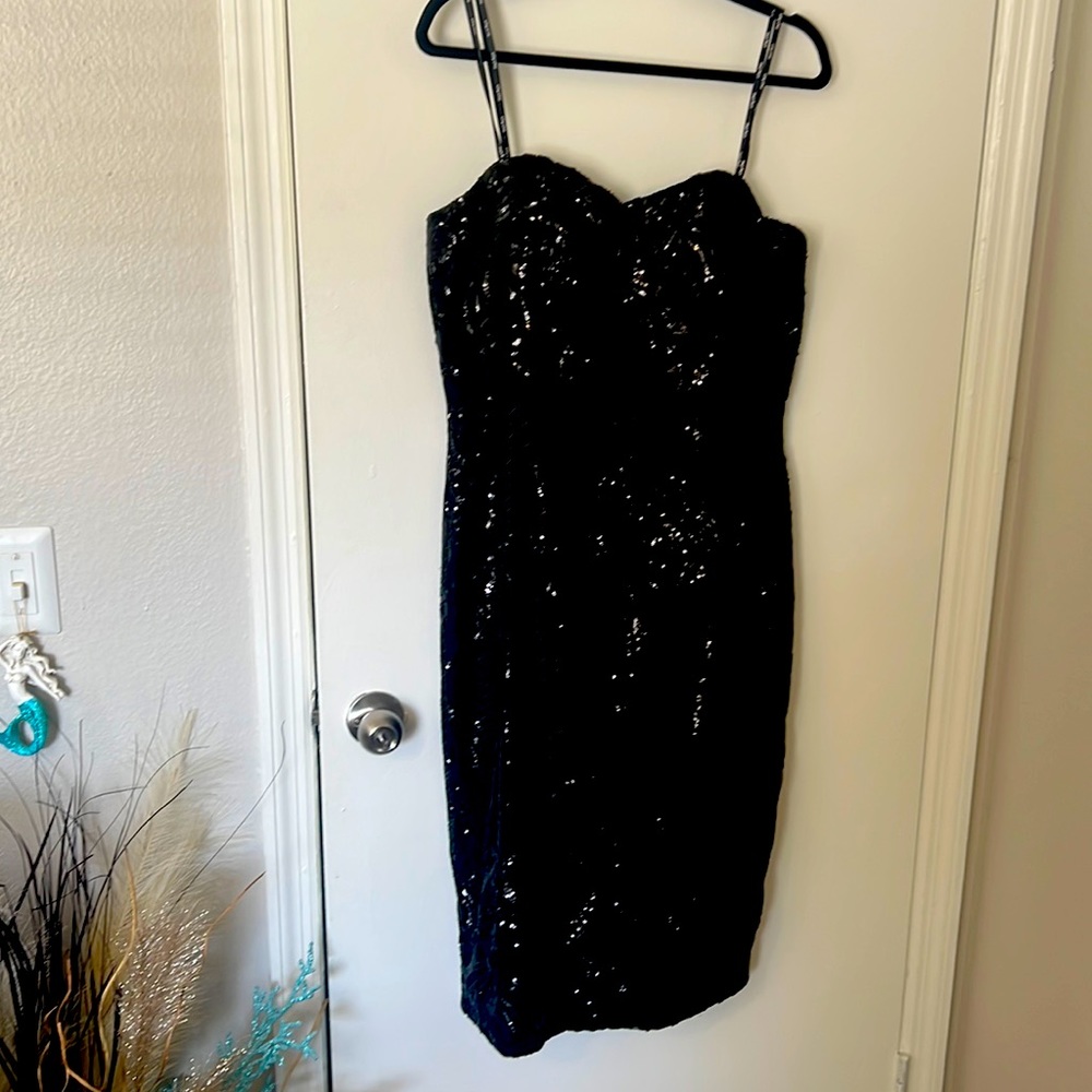 City chic Sofia black sequin dress size XS (14)